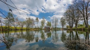                             Huizen aan het water                                        