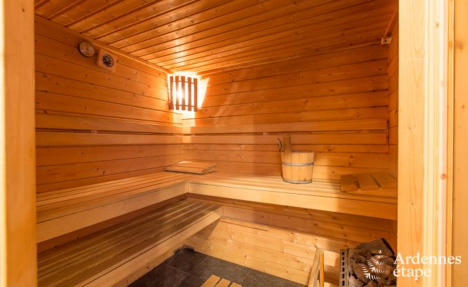 Vakantiehuis in Amel voor 30 personen in de Ardennen