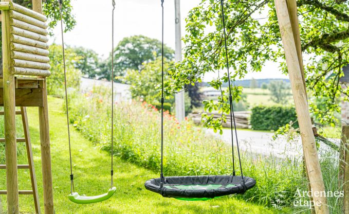 Vakantiehuis met jacuzzi en sauna in Amel, Hoge Venen
