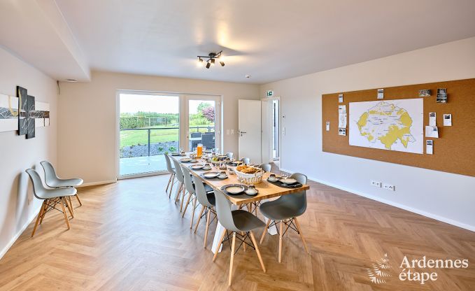 Moderne vakantiewoning voor 10 personen in Amel met 4 slaapkamers, 5 badkamers, sauna, fitnessruimte, speelkamer en privtuin