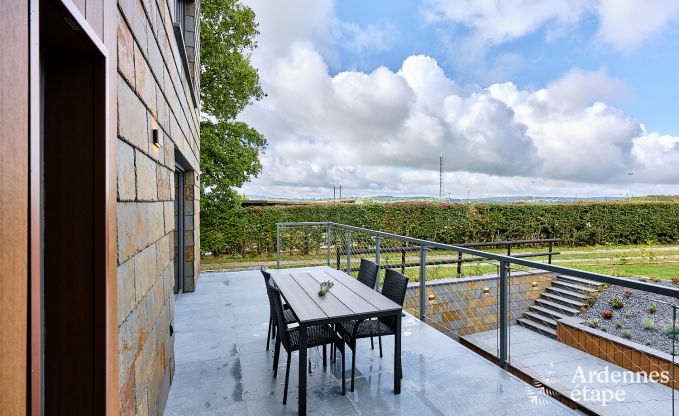 Moderne vakantiewoning voor 10 personen in Amel met 4 slaapkamers, 5 badkamers, sauna, fitnessruimte, speelkamer en privtuin