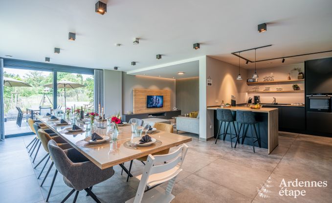 Vakantiehuis met jacuzzi en sauna in Amel, Hoge Venen