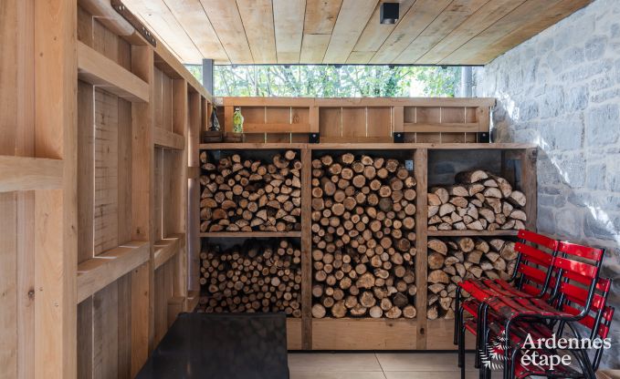 Authentiek vakantiehuis voor 6 personen in Anhe met priv sauna, overdekt terras en luxe interieur