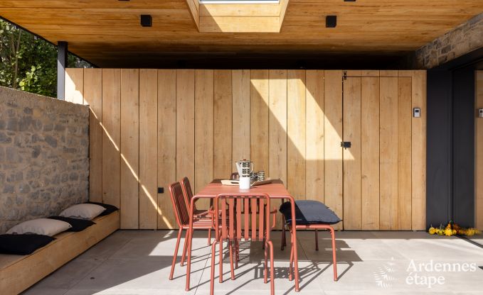 Authentiek vakantiehuis voor 6 personen in Anhe met priv sauna, overdekt terras en luxe interieur