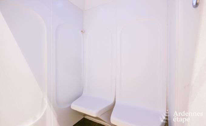 Vakantiehuis voor 2/3 personen in Anh�e, Ardennen