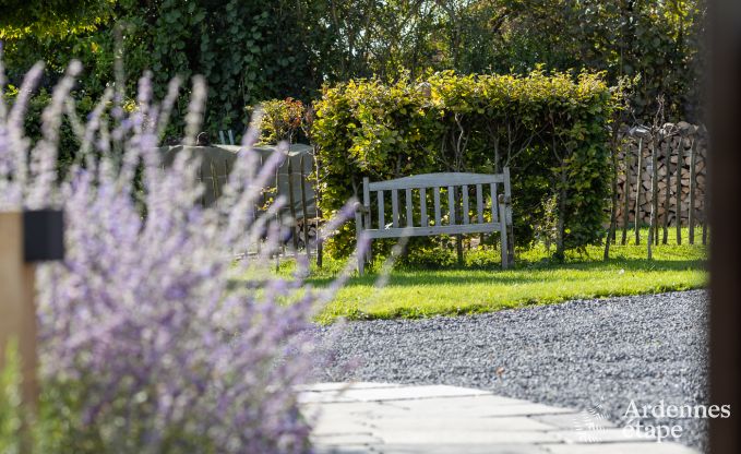 Authentiek vakantiehuis voor 6 personen in Anhe met priv sauna, overdekt terras en luxe interieur