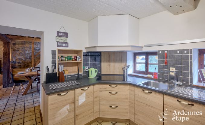 Charmante vakantiewoning in Anthisnes: 8 personen, verwarmd zwembad, 4 slaapkamers, huisdiervriendelijk