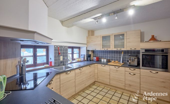 Charmante vakantiewoning in Anthisnes: 8 personen, verwarmd zwembad, 4 slaapkamers, huisdiervriendelijk