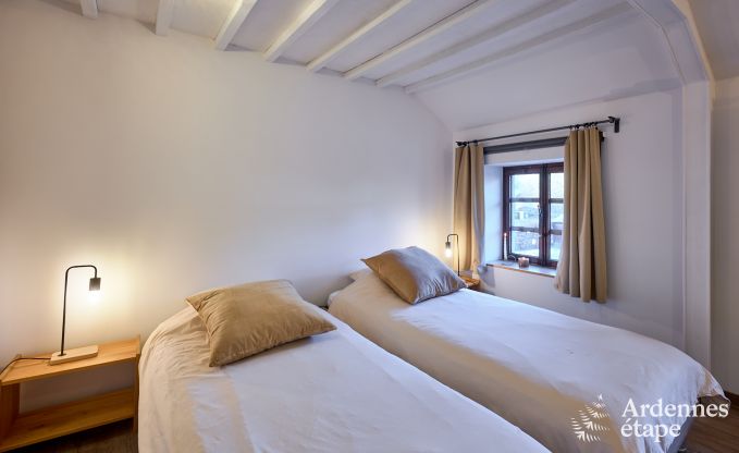 Charmante vakantiewoning in Anthisnes: 8 personen, verwarmd zwembad, 4 slaapkamers, huisdiervriendelijk