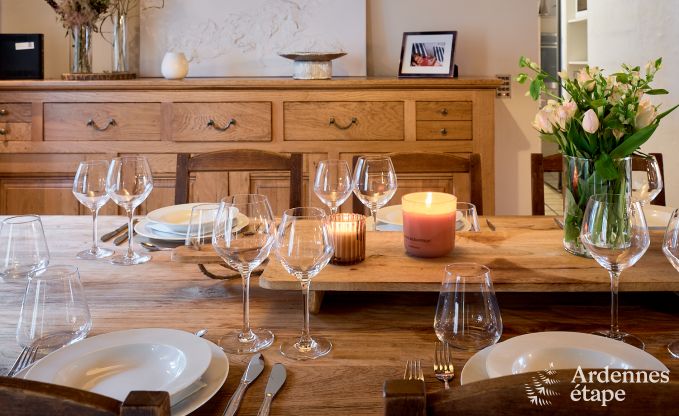 Charmante vakantiewoning in Anthisnes: 8 personen, verwarmd zwembad, 4 slaapkamers, huisdiervriendelijk