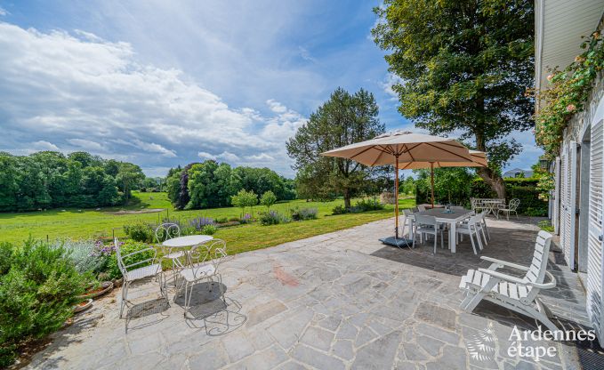 Ruime villa in Assesse, 9 personen met 5 slaapkamers en jullie eigen park