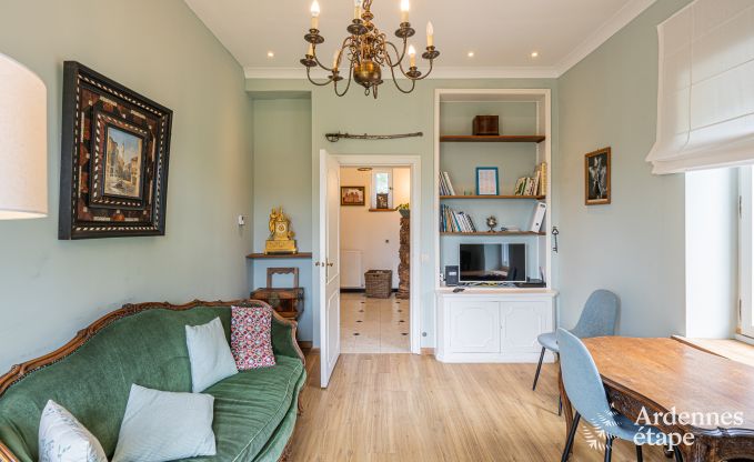 Ruime villa in Assesse, 9 personen met 5 slaapkamers en jullie eigen park