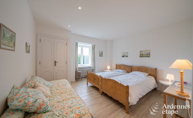 Ruime villa in Assesse, 9 personen met 5 slaapkamers en jullie eigen park