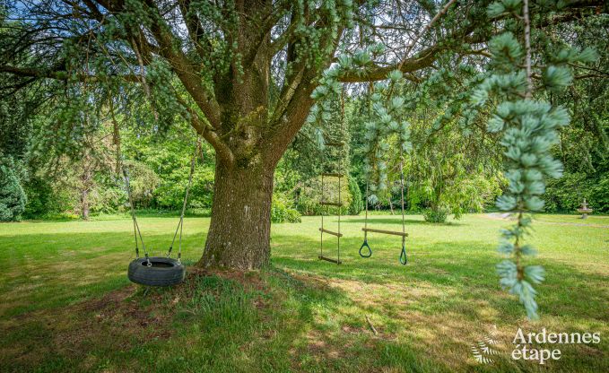 Ruime villa in Assesse, 9 personen met 5 slaapkamers en jullie eigen park