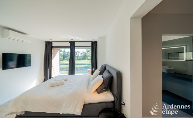 Luxe villa met zwembad en sauna in Assesse, Ardennen