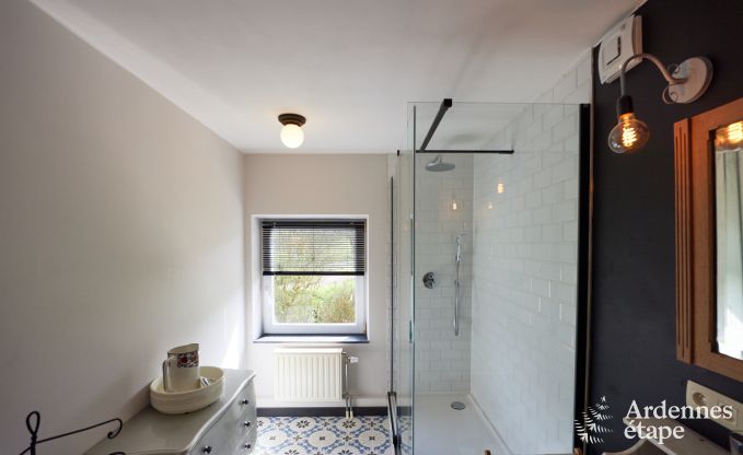 Comfortabel en authentiek vakantiehuis vlak bij het bos in Assesse, Ardennen