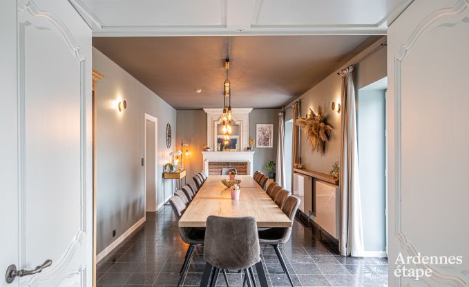 Luxe villa met binnenzwembad en bar in Aubel, perfect voor grote gezinnen of groepen