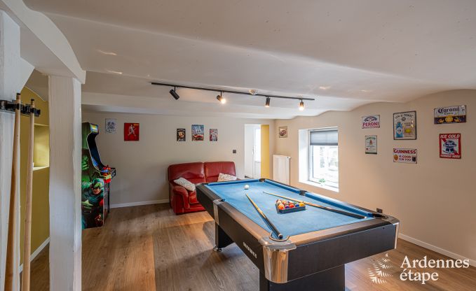 Luxe villa met binnenzwembad en bar in Aubel, perfect voor grote gezinnen of groepen