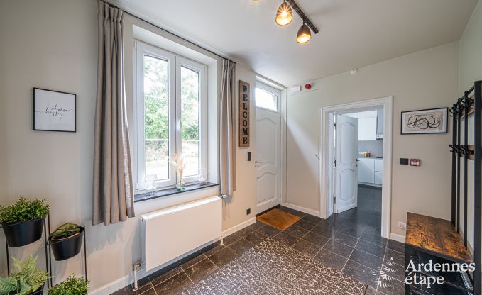 Luxe villa met binnenzwembad en bar in Aubel, perfect voor grote gezinnen of groepen