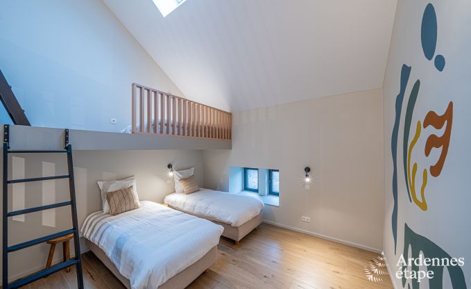 Grote vakantiewoning in Aubel: ideaal voor 30 personen met zwembad en uitgebreide faciliteiten