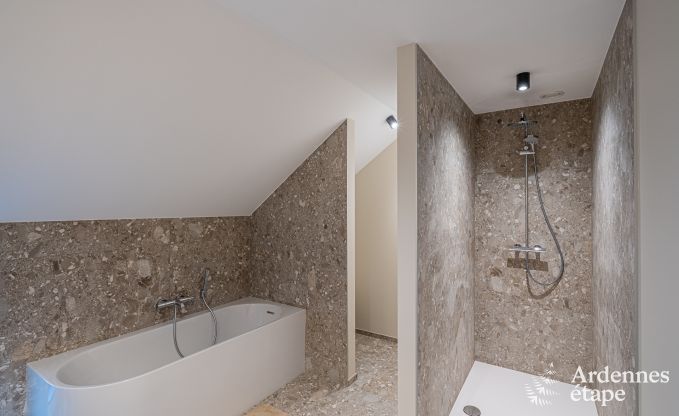 Grote vakantiewoning in Aubel: ideaal voor 30 personen met zwembad en uitgebreide faciliteiten