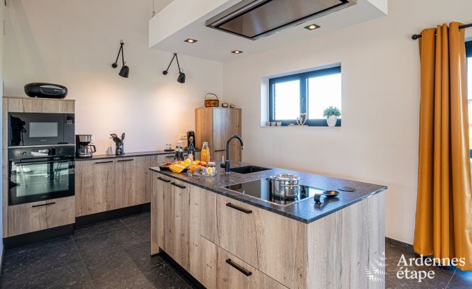 Gezellige gelijkvloerse cottage voor 4 personen in Aubel met 2 slaapkamers, 2 badkamers en priv�tuin