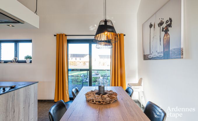 Gezellige gelijkvloerse cottage voor 4 personen in Aubel met 2 slaapkamers, 2 badkamers en priv�tuin