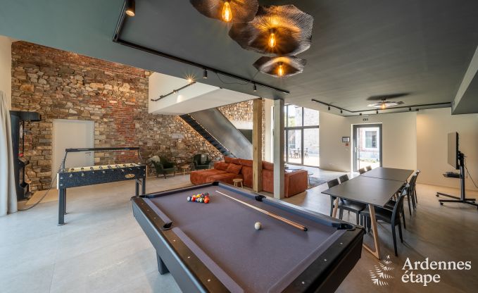 Grote vakantiewoning in Aubel: ideaal voor 30 personen met zwembad en uitgebreide faciliteiten