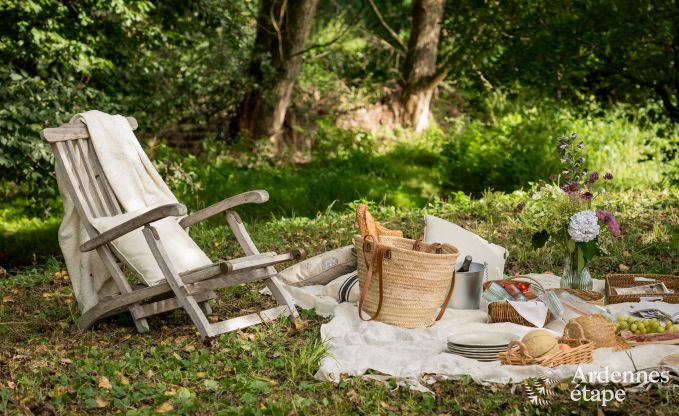 Ruime vakantiewoning aan het water in Aubel voor 21 personen met 9 slaap- en badkamers, binnenzwembad en priv�tuin