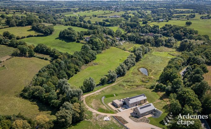 Ruime vakantiewoning aan het water in Aubel voor 21 personen met 9 slaap- en badkamers, binnenzwembad en priv�tuin