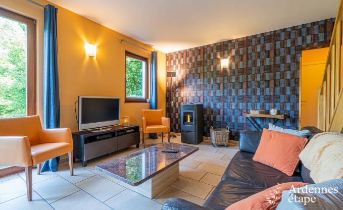 Comfortabele chalet voor 5 personen in Aywaille met 2 slaapkamers, priv�terras en tuin