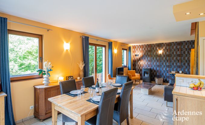 Comfortabele chalet voor 5 personen in Aywaille met 2 slaapkamers, priv�terras en tuin