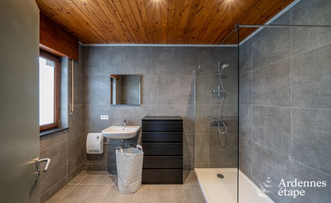 Charmante vakantiewoning in Aywaille voor 2 koppels met priv�badkamers, infraroodcabine en ruime tuin