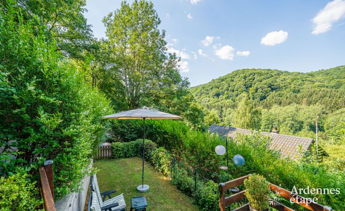 Comfortabele chalet voor 5 personen in Aywaille met 2 slaapkamers, priv�terras en tuin