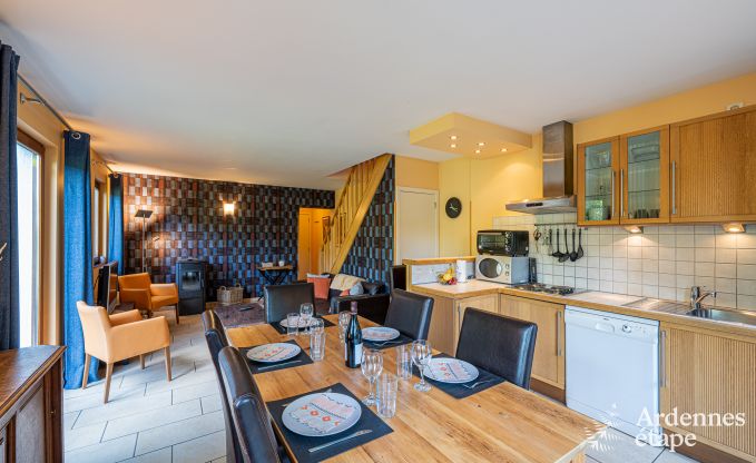 Comfortabele chalet voor 5 personen in Aywaille met 2 slaapkamers, priv�terras en tuin