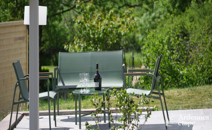 Ruime villa voor 9 personen in Baillonville met binnenzwembad en jacuzzi