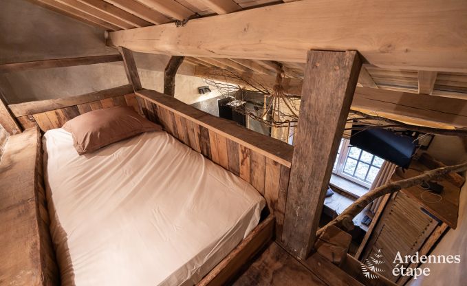 Comfortabele vakantiechalet in Bastogne met tuin en sauna