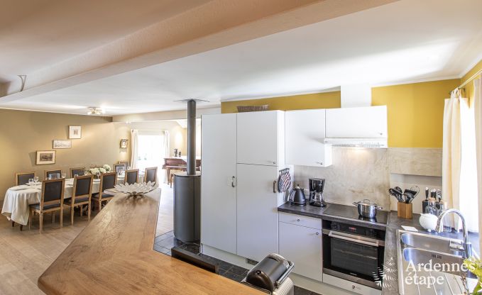 Kasteel in Bastogne voor 12/15 personen in de Ardennen