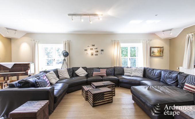 Kasteel in Bastogne voor 12/15 personen in de Ardennen