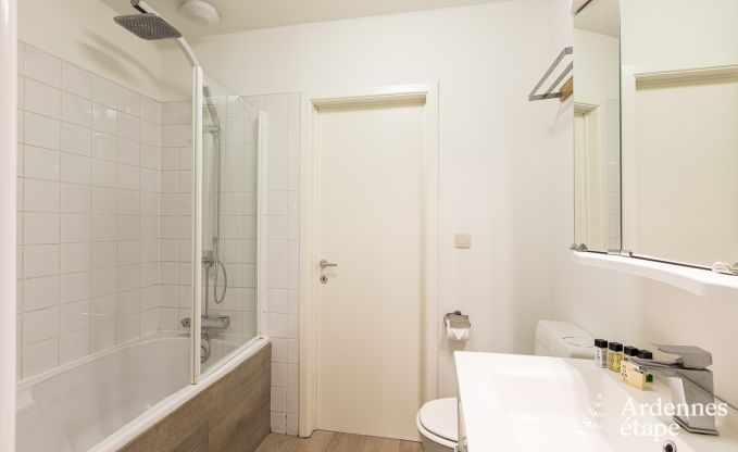 Kasteel in Bastogne voor 12/15 personen in de Ardennen