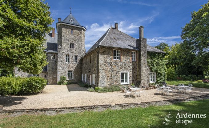 Kasteel in Bastogne voor 12/15 personen in de Ardennen