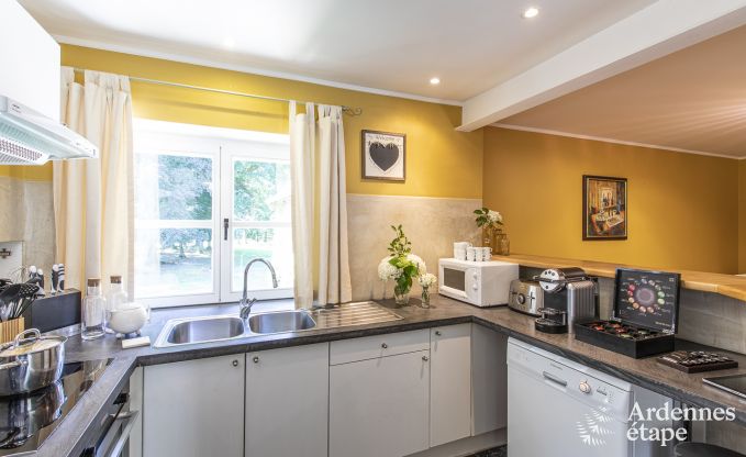 Kasteel in Bastogne voor 12/15 personen in de Ardennen