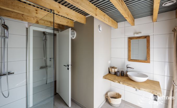 Uitzonderlijke luxe villa in Bastogne voor 16 personen met topvoorzieningen en nabijheid van attracties