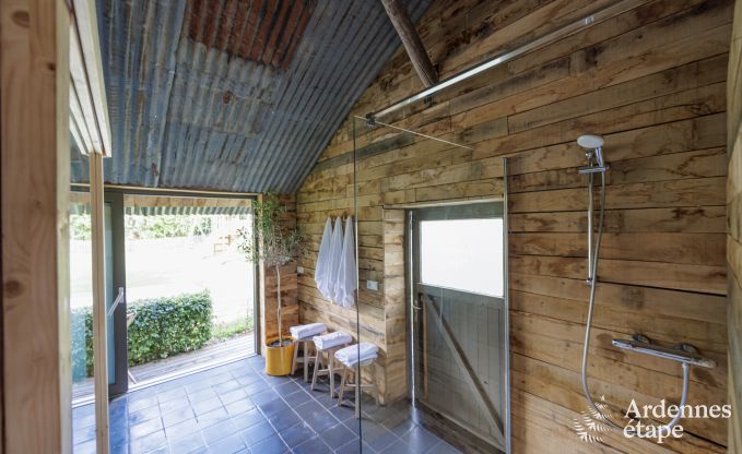 Uitzonderlijke luxe villa in Bastogne voor 16 personen met topvoorzieningen en nabijheid van attracties