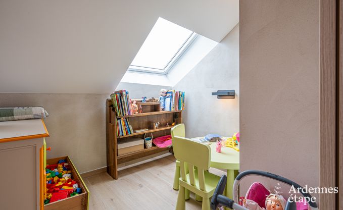 Vakantiehuis, ideaal voor families en fietsliefhebbers, voor 10 personen in de buurt van Bastenaken