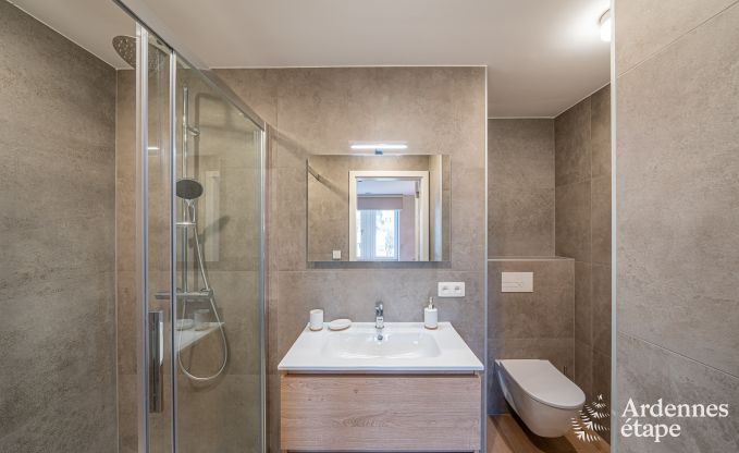 Vakantiehuis, ideaal voor families en fietsliefhebbers, voor 10 personen in de buurt van Bastenaken