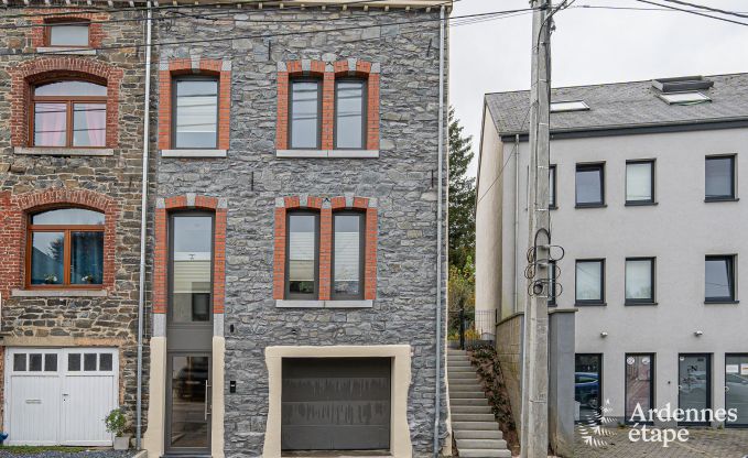 Vakantiehuis, ideaal voor families en fietsliefhebbers, voor 10 personen in de buurt van Bastenaken