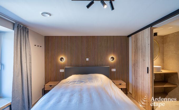 Vakantiewoning in Bastogne: ruime accommodatie voor 14 personen met 6 slaapkamers en speelkamer