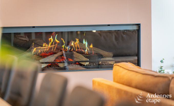 Vakantiewoning in Bastogne: ruime accommodatie voor 22 personen met uitgebreide faciliteiten en 9 slaapkamers in de Ardennen