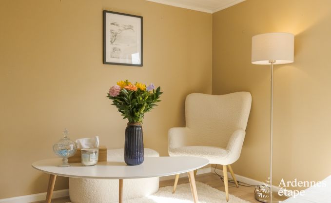 Charmante fermette voor 6 personen in Bastogne met binnen- en buitenjacuzzi